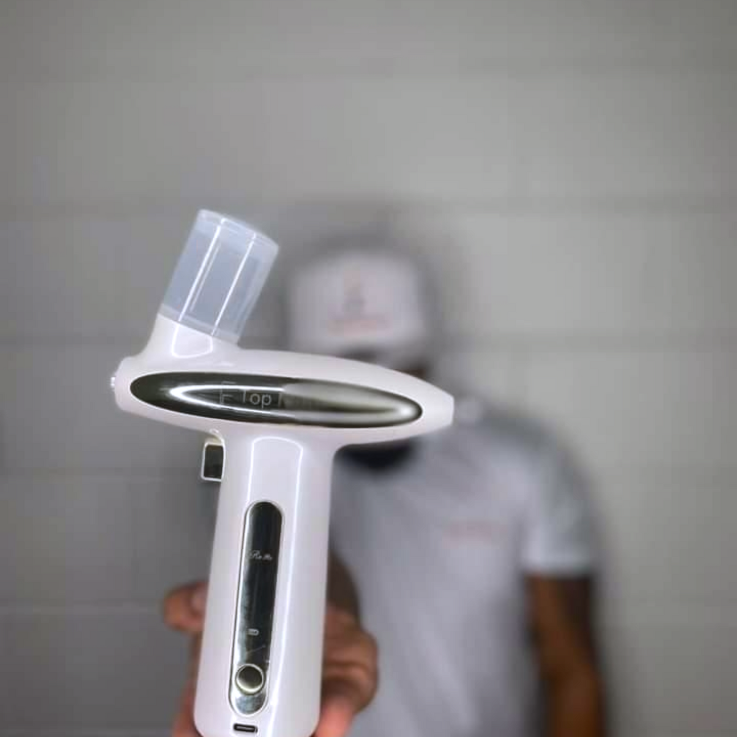Pearl White Airbrush Gun – Professional Barber Precision Airbrush